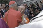 Kardinal Etchegaray und Eminenz Handa, Tendai-Buddhist.